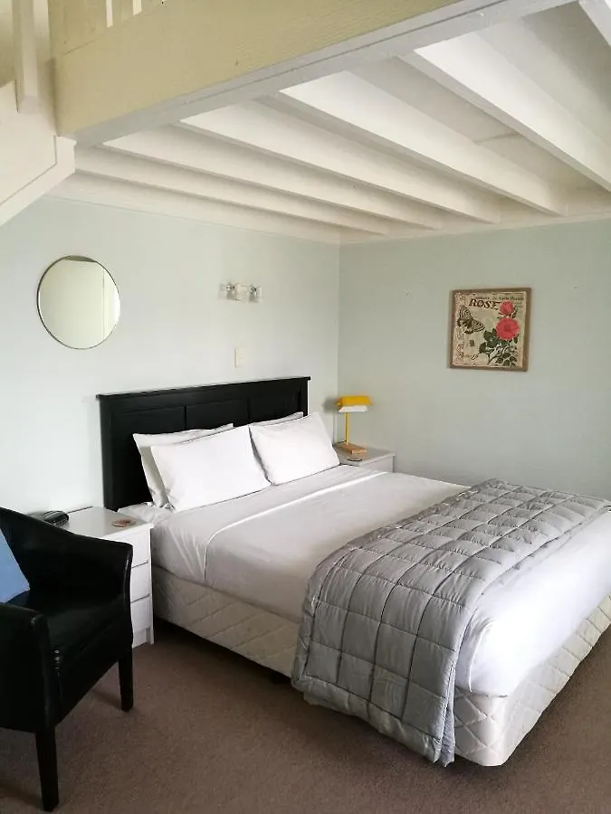 *** Ξενοδοχείο με διαμερίσματα Phoenix Thermal Resort - Τούπο Νέα Ζηλανδία