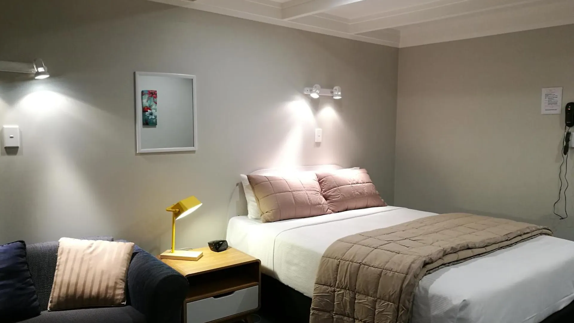 Ξενοδοχείο με διαμερίσματα Phoenix Thermal Resort - Τούπο